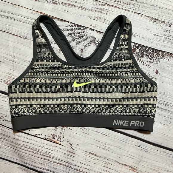 Nike Other - Women's Nike Pro Classic Training Sports Bra. Size M.